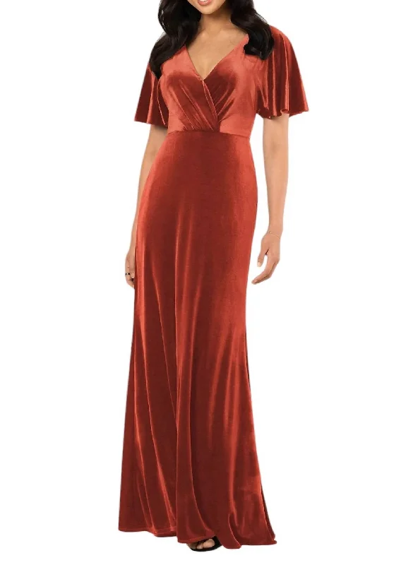 Women's Formal Apparel Contemporary Elegance Luxe Velvet Bridesmaid Dress With Flutter Sleeves And Back Detail In Russet