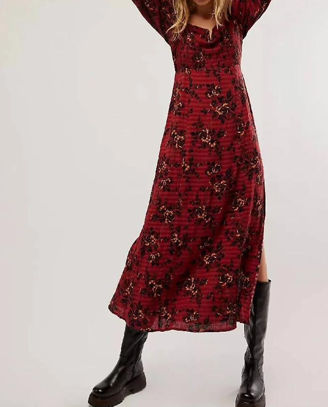 Women's Trendy Attire Limited - Edition Drops Jaymes Midi Dress In Burgundy