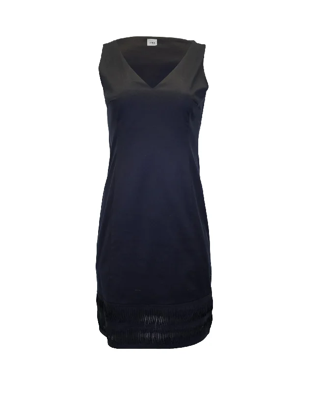 Modern Women's Outfit Romantic Detailing Akris Punto V-neck Pleated Hem Sleeveless Dress in Black Cotton