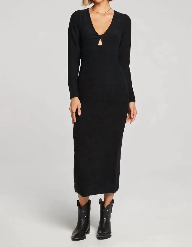 Women's Luxury Attire Limited - Stock Bella Long Sleeve Sweater Dress In Black