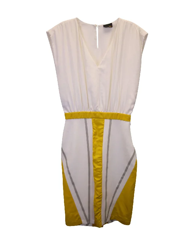 Women's Comfy Loungewear Outfit Vintage Elegance Fendi Sleeveless Dress in White Viscose