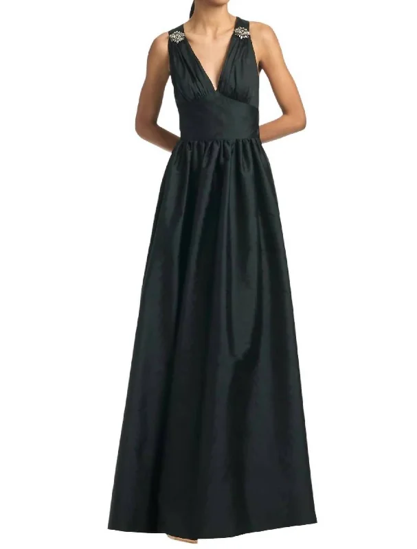 Women's Seasonal Attire Boho - Chic Festival - Ready Style Kenzia Gown In Black