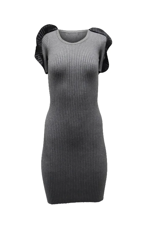 Women's Vintage Attire Rustic Countryside Charm Look Opening Ceremony Ruffle Sleeve Bodycon Dress in Grey Viscose