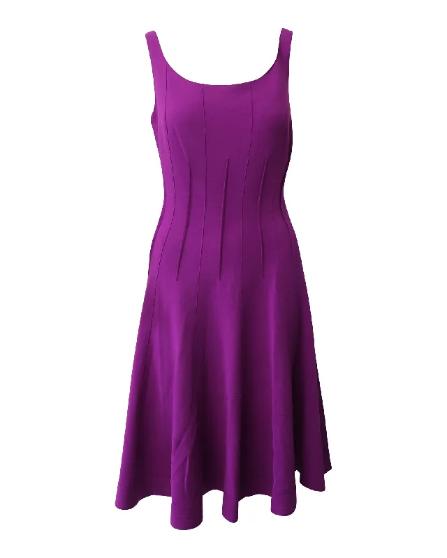 Women's Activewear Outfit Flowy Fabric Oscar De La Renta Purple Sleeveless Fit and Flare dress