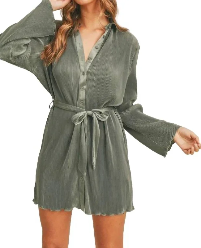 Women's Classic Outfit Feminine Soft - Hued Look Pleated Shirt Dress In Olive