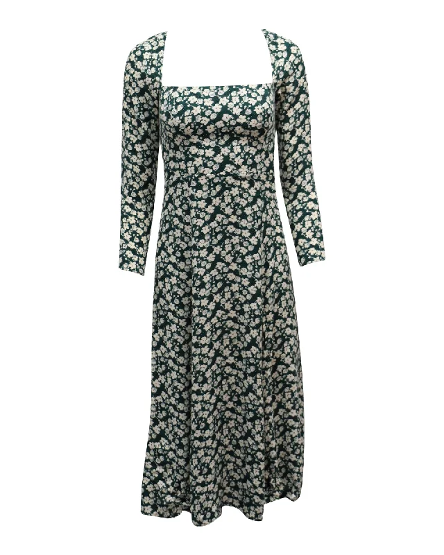 Women's Layered Outfit Nordic Minimalist Home Look Reformation Floral Print Long Sleeve Midi Dress in Green and White Viscose