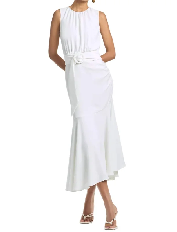 Women's Holiday Attire Limited - Stock Sleeveless Camila Dress In Ivory